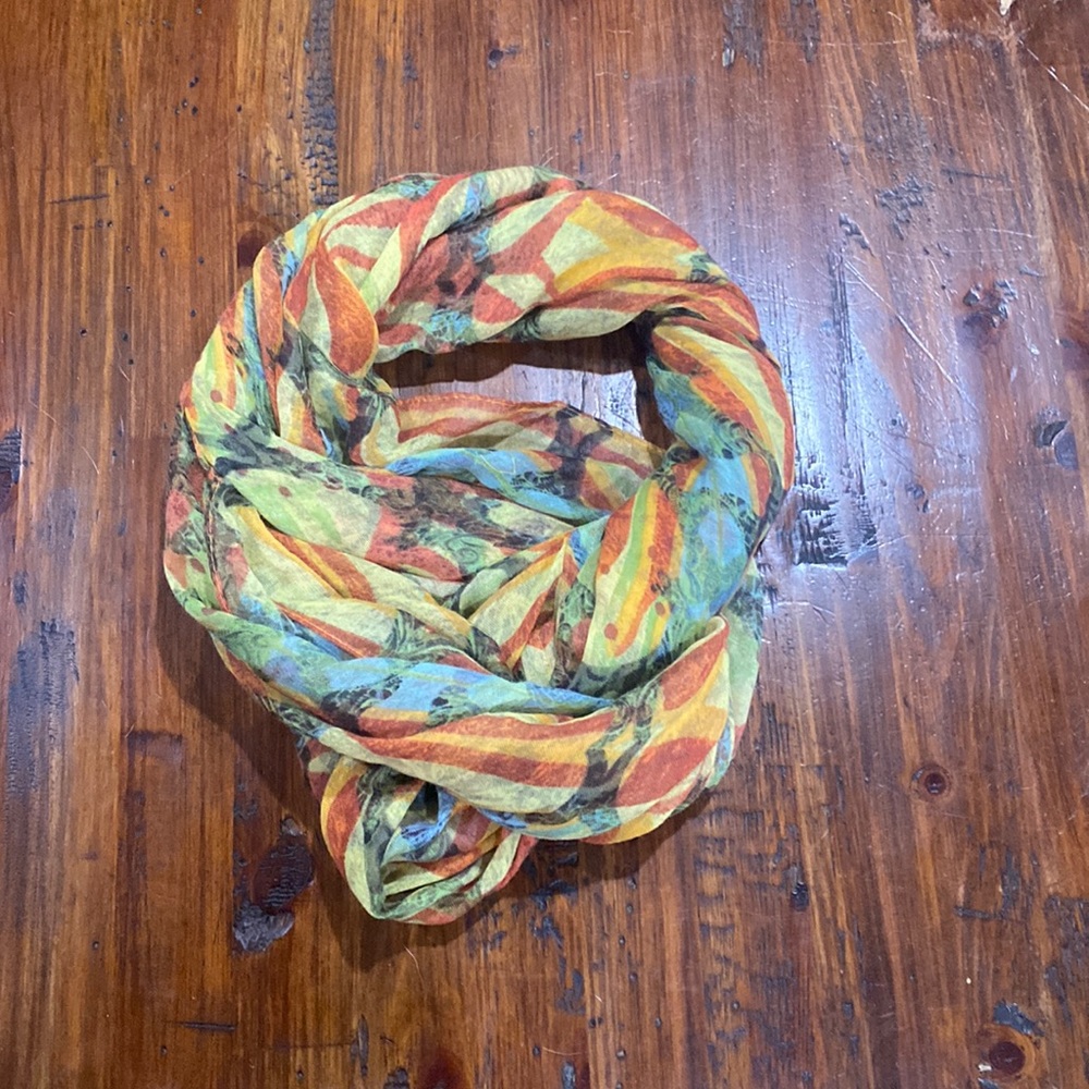 Infinity scarf NWT